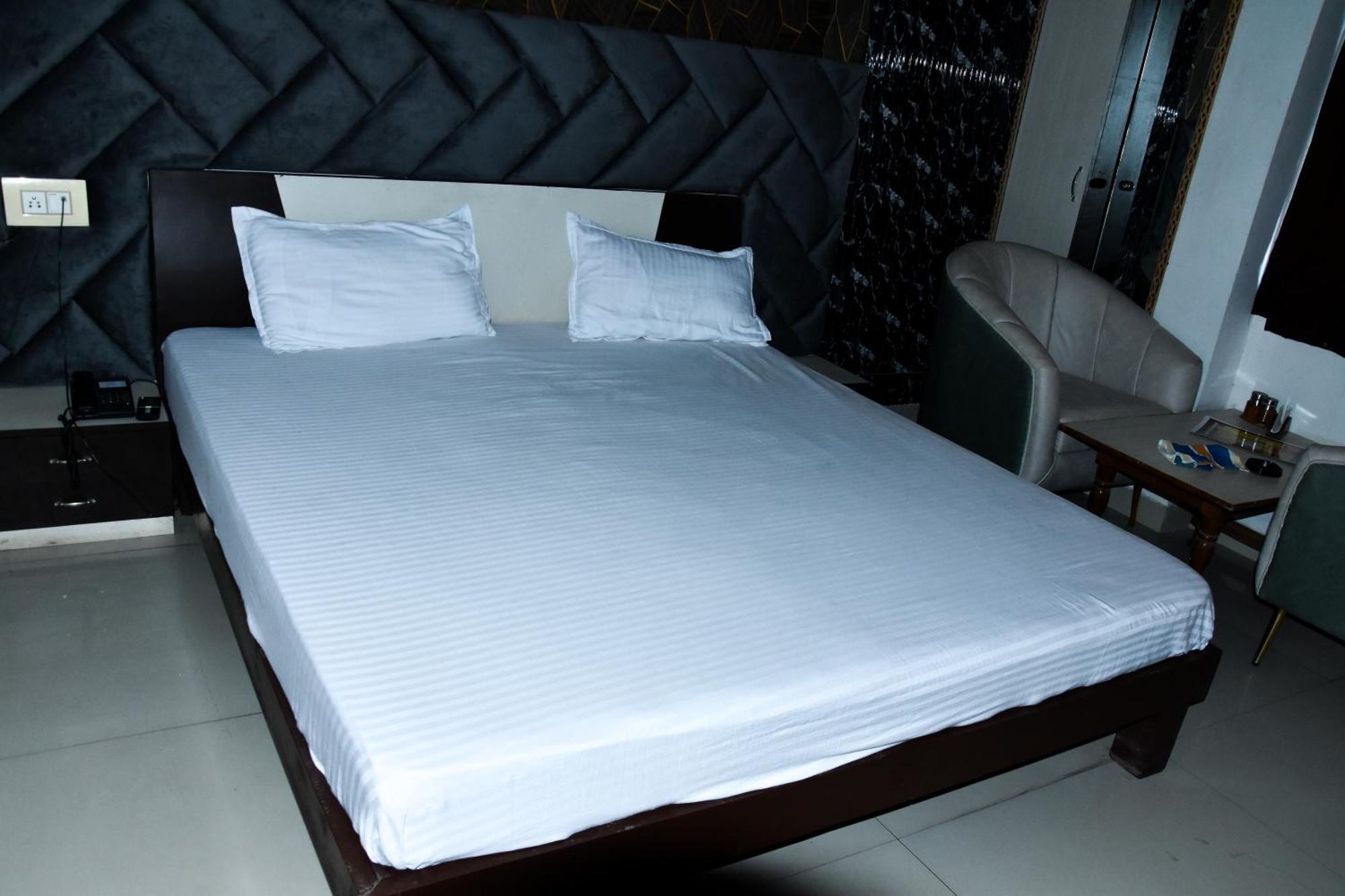 Sangam Hotel Chirawa Dış mekan fotoğraf