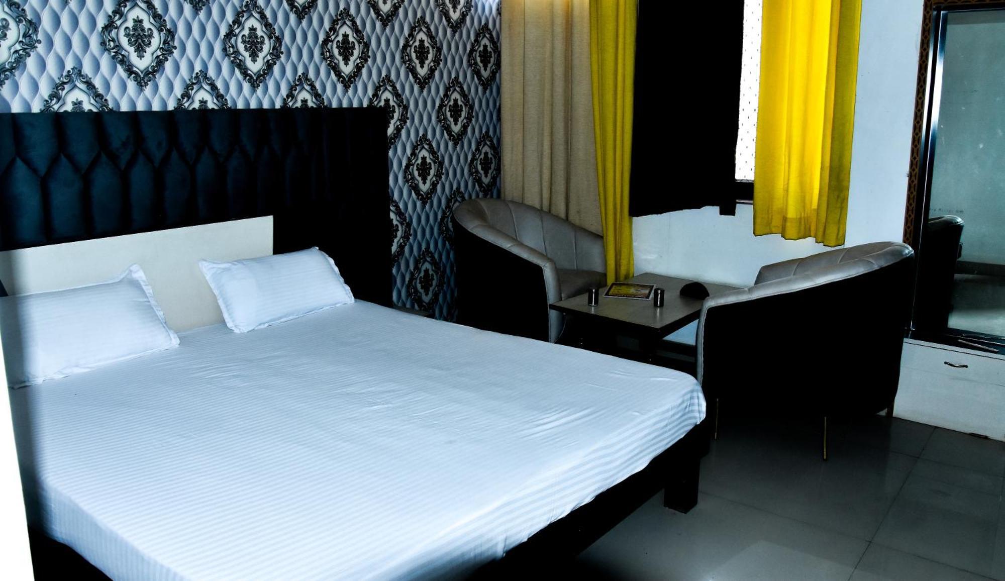 Sangam Hotel Chirawa Dış mekan fotoğraf